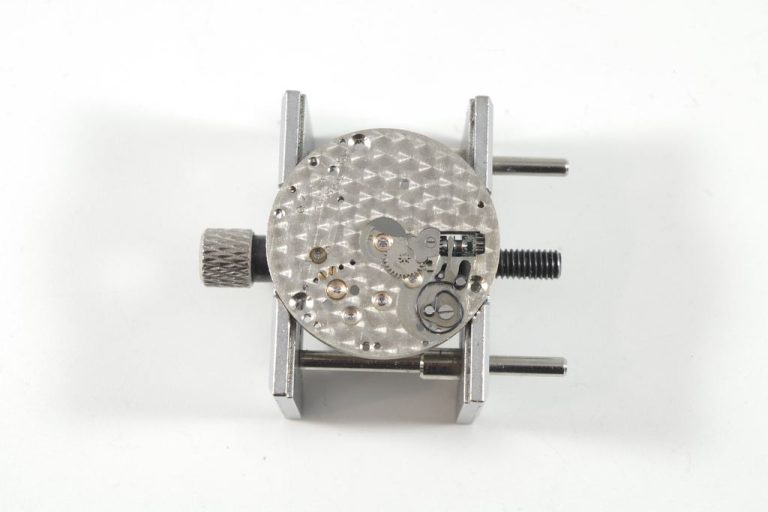 Vintage Illinois Watch Repair Service